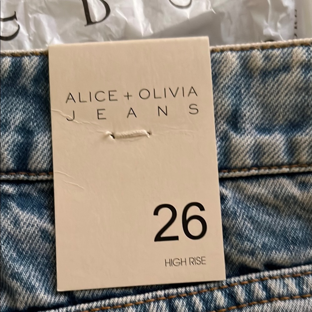 NWT Alice + Olivia Ora embellished Jeans 26 - Picture 5 of 7